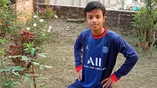 Learn a new type of football skill -  Stepover cut