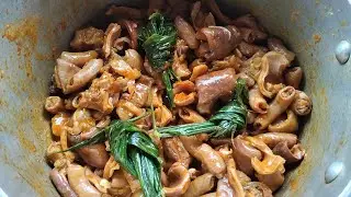 How to clean Pig's small intestine & Belly|Delicious Pork Intestines & Belly Authentic Naga Recipe||