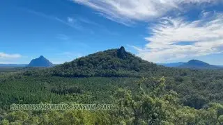 Hiking - Glass House Mountains NP, QLD