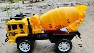 Temukan Mainan Truk Kontainer, Truk Molen, Bus Telolet, Bus Tingkat, Mobil Pertamina, Ambulance.