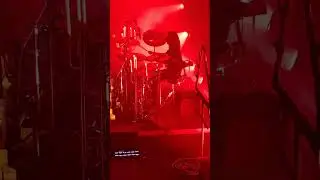 Lamentari - Dies Irae Live, Den H&aring;rde Tone