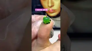 How to do your toes to impress a woman 🦶🏻💚 #nailart #nails #gelnails #feet #pedicure