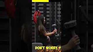 Gym girl's Reaction to Powerlifter's Gym Prank is challenging (Via YT: ANATOLY)