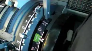 Boeing 737 NG Cockpit Tour