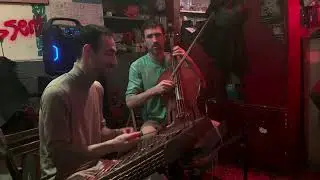 Caravan (Duke Ellington) | Cello & Santour Jazz Duo – Live in Paris