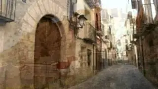 00 Introduction au parcours touristique dans le centre historique et artistique