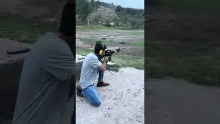 M16A4 (M16) Original by FN: Shooting it smoking hot in BURST FIRE #pewpew #rifle #usa #m16