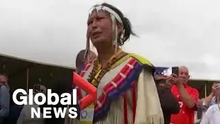 Indigenous woman says impromptu song after Pope's apology was mistaken for 