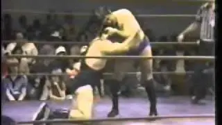 Tony Charles vs. Les Thornton.wmv