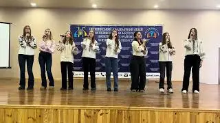 Боже я молю за Україну! Автор музики і тексту - Крістіна Загаріна.
