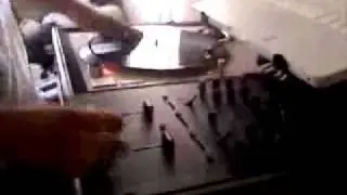 Dj Million Faces scratching!!