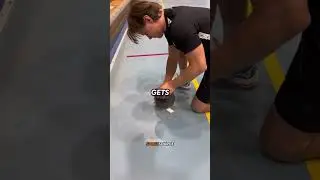 Как гандболисты чистят мячи