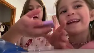 PUTTING MAKEUP ON MY SISTER💄❤️