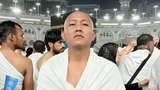 Momen Lucu Denny Caknan Cukur Plontos Saat Umrah dan Reaksi Anaknya yang Jadi Sorotan