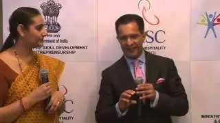 Mr  Vikram Oberoi