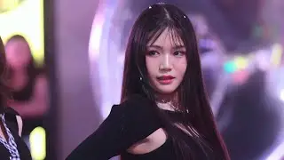 Grape Cynthia cover ALALA 'SWEET LIES' 4K Focus Cam | Christmas Lighting Night Siam Square
