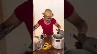 A comadre só queria um pouco de arroz 