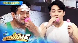 Ogie at Ryan, humarap sa &ldquo;Soap o Lollipop&rdquo; challenge | It&rsquo;s Showtime