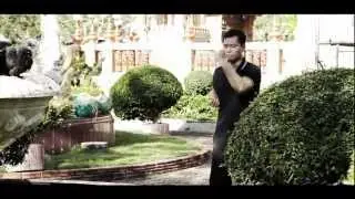 Leo Au Yeung Kung Fu Master Behind 