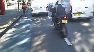 LS09 BYM Sounds Horn At Overtaking Cyclist Uses Bus Lanes And Jumps Red Light