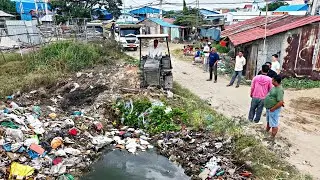 First Start A New project! Land filling Delete Garbage By Bulldozer Push Soil With 5ton Trucks