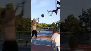 Windmill off the backboard pass 🤫💯🏀 #dunkfather #basketball #legendary