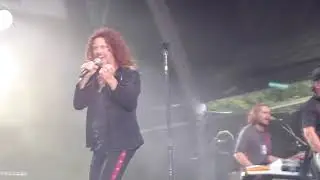 SWEET  CONCERT AT THE KINGS    BLOCKBUSTER.