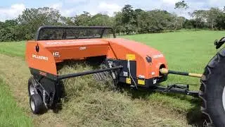 Embaladora GALLIGNANI 3690 + Tractor SAME Explorer 3 / SATURNIA COSTA RICA