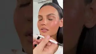 Have you guys tried shade 'smokey pink' of my #UltraSuede&reg; Sculpting Lip Pencil yet?