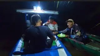 Mancing di malam hari di keroyok udang langsung masak menu udang saos tiram di malam hari  