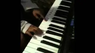 Angry bird song on piano