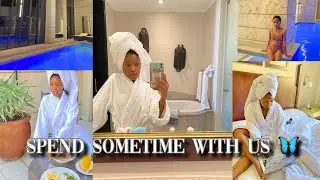 VLOG : spend 2 nights in a hotel room with me and my mom 💕  | SOUTH AFRICAN YOUTUBER