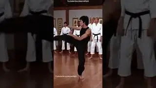 Bruce Lee Shows Karate Students the Ultimate Kick