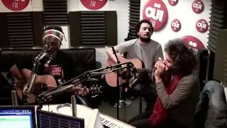 Session acoustique O&Uuml;I FM Winston McAnuff & Bazbaz Orchestra - Pure Morning (reprise)