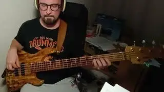 Queen - The Show Must Go On (bass cover)