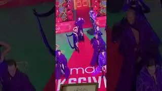 DEATH BECOMES HER Macy's Thanksgiving Day Parade 2024 #shorts #red #christmas #thanksgiving