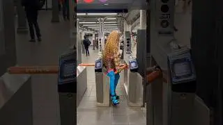 Subway chaos caught on cam! 🙄 #shorts #youtubeshorts
