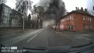 Rocket Explosion - filmed by the car's dash cam - Russia - Ukraine