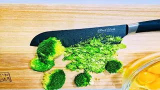 how to cook broccoli with omelette recipe | how to give broccoli to kids | broccoli omelette #shorts