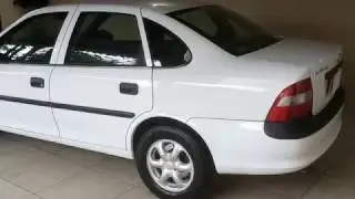Vectra GLS 2.2 1998/1999