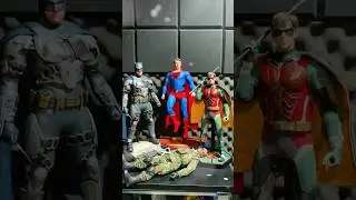 Hottoys Batman Superman Robin