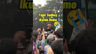 Momen Fajar Sadboy Ikutan Demo, Auto Nangis