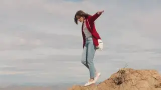 15sec April FemaleHero 2400X1200 EN