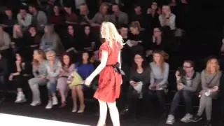 Mercedes Benz Fashion Week Russia Stella Di Mare 14.03.2016