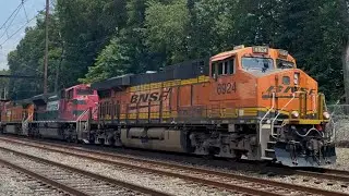 CSX B121 clearing Woodbourne PA w/ more Ferromex & a nice K5HL