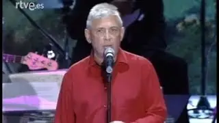 El dia que Raimon va ser xiulat per cantar en valencià