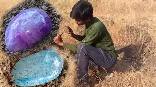 Amethyst Agate Treasure Hunt: Digging Deep with Hugh Blue || diamond hunter