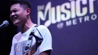 Pull the String - Pano ka ba kalimutan/PNKBKLMTN (Live)