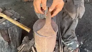 Axe Making - Forging A Great AXE From A Rusty Axe