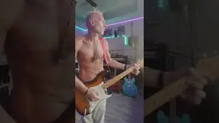 ‼️ROCKING ON THE BEST RIFFS 🎸 ON GUITAR  - Playing #Blues Rock #Guitar |  thetranspacific #shorts